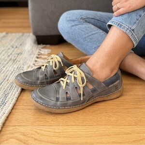 Jessica Gray Cutout Lace-Up Moccasins with Cream Laces